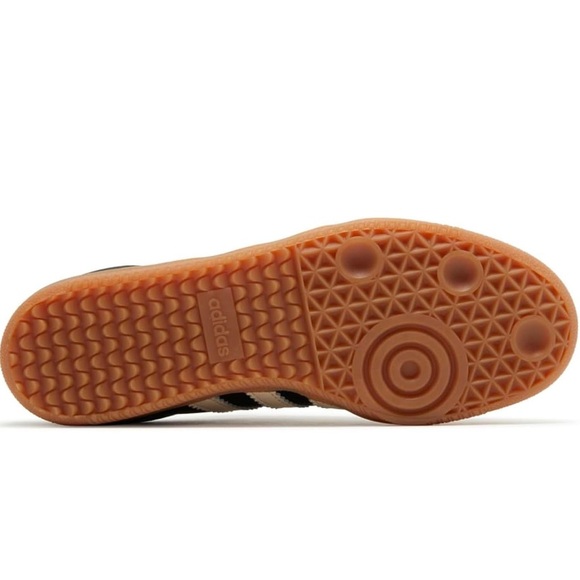 Adidas Sambas - Black and Cream - Picture 9 of 14